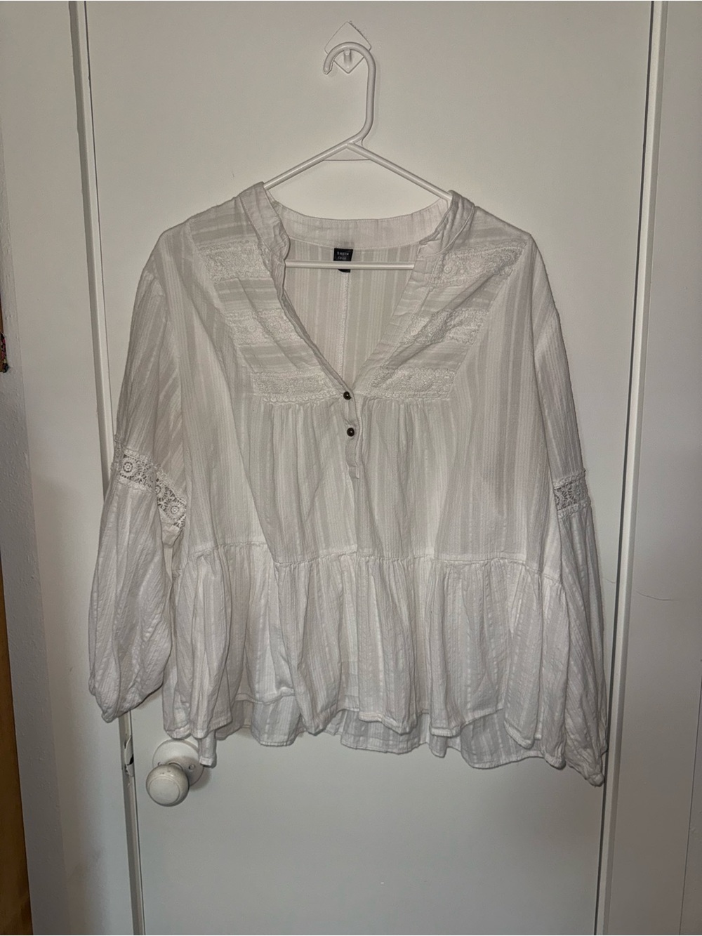 White Boho V-Neck Peasant Blouse